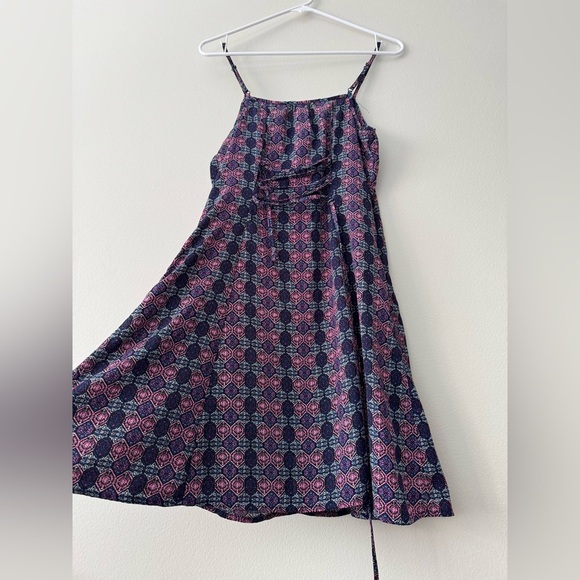 Women's midi-length dress from the brand Xhilaration Size M - Picture 6 of 10